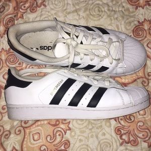 Adidas Superstar